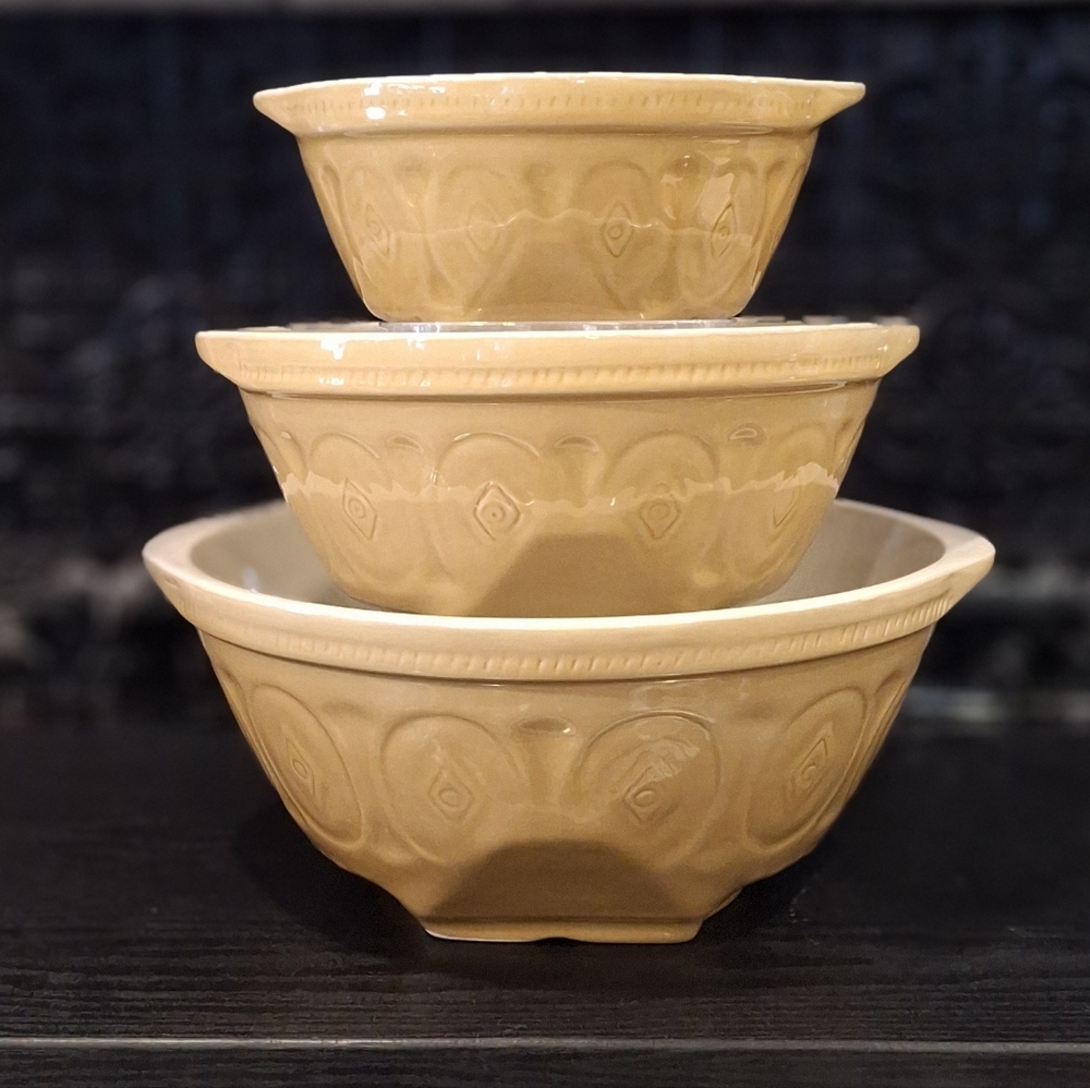 Heavy Duty Stoneware Ceramic Mixing Bowls, Vintage Gripstand Style Bowls